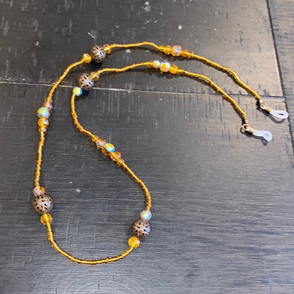 Sunglass Readers Glasses Necklace Beaded Beautiful Holder - Picture 1 of 4